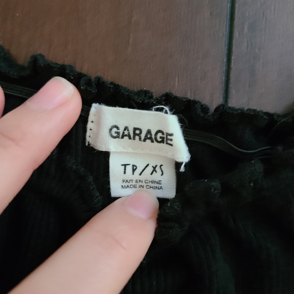 Garage Black Ruffled Top - Picture 5 of 6